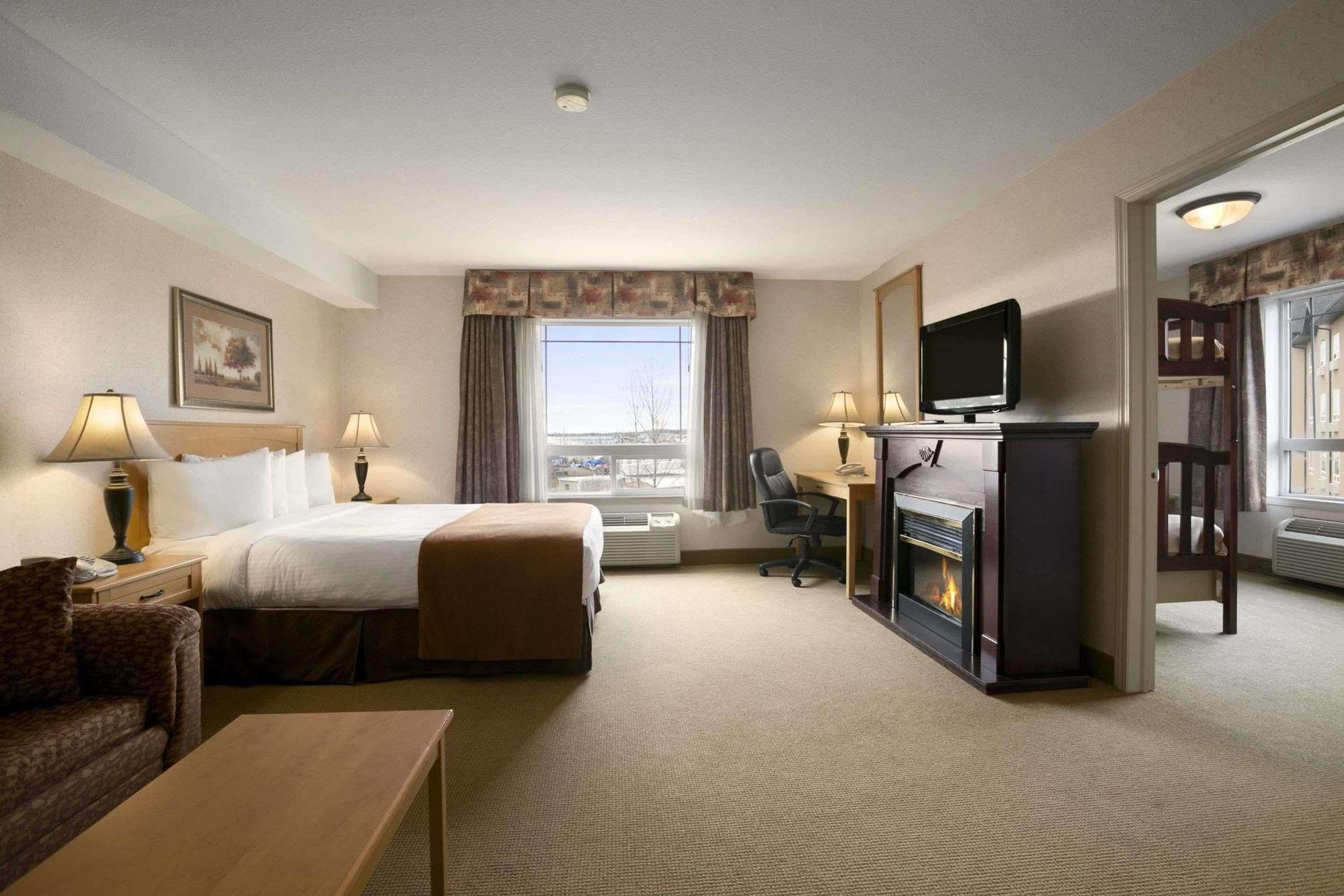 Super 8 By Wyndham Nelson Bc Hotel 3*